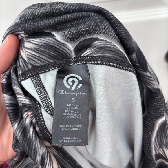 Black Floral Active Leggings | Champion Size S - Picture 5 of 9